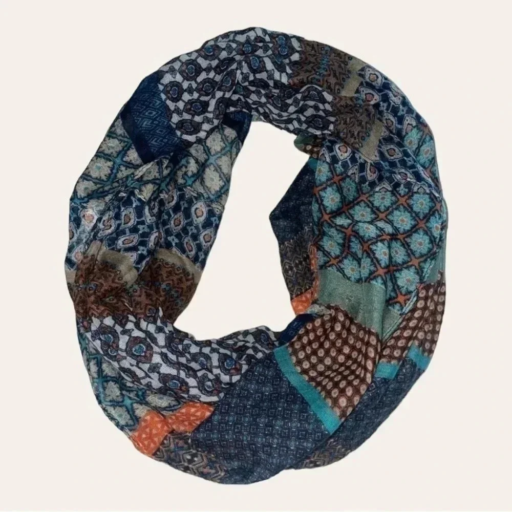 0638W. Women's Blue/Orange‎ Geometric Infinity Scarf